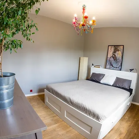 Powisle Center Apartment Warsaw